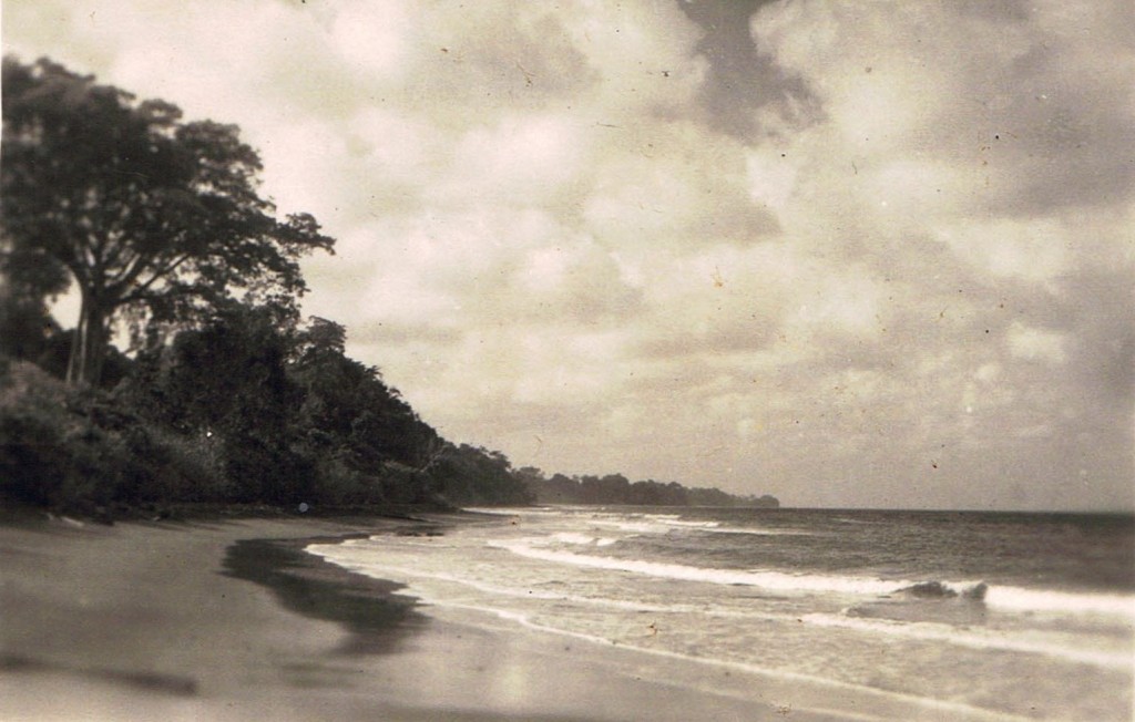 10 Bali strand Mei '48